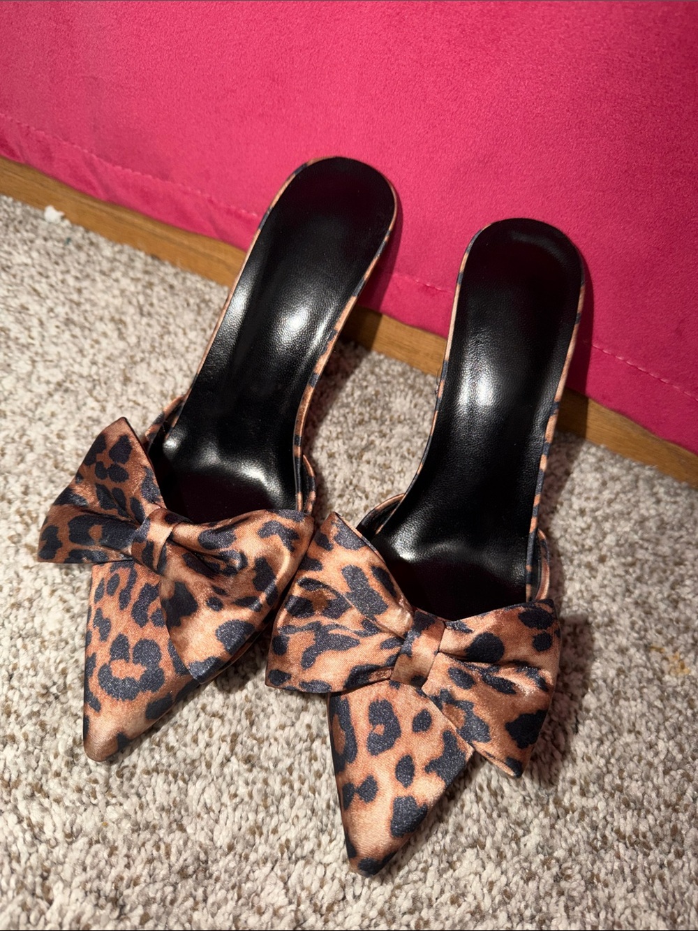 Leopard Bow Pointed-Toe Mule - Women’s Slip-On Heels